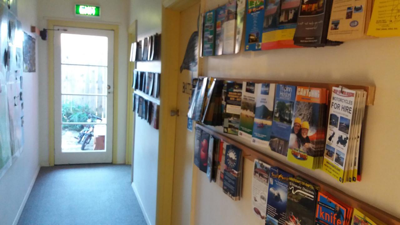 Annies Nirvana Lodge Backpackers Takaka Exterior foto